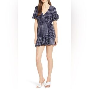 BP. Nordstrom Glen Plaid Wrap Short Sleeve Shorts Romper. Size Med blue & white